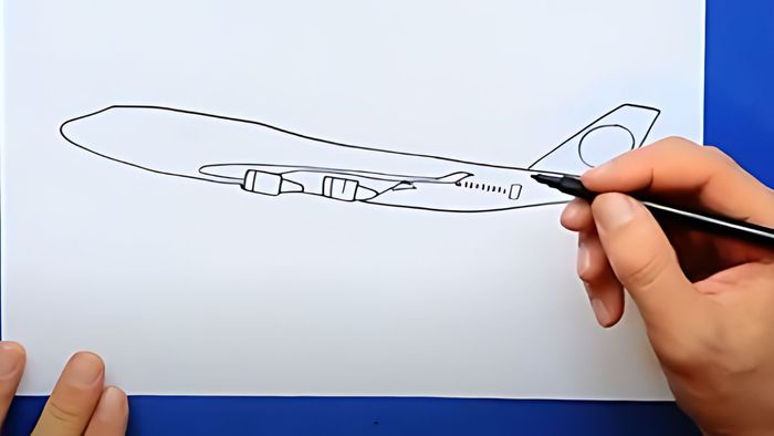 Hướng dẫn vẽ máy bay đẹp, bước 2