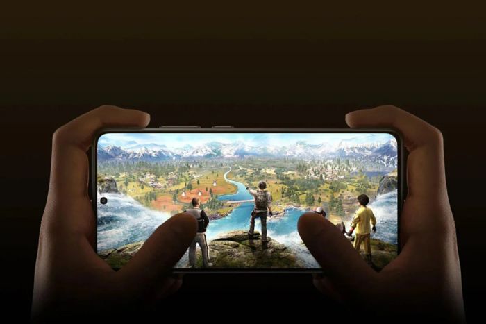 POCO X7 Pro có màn hình rộng và cực kỳ sáng