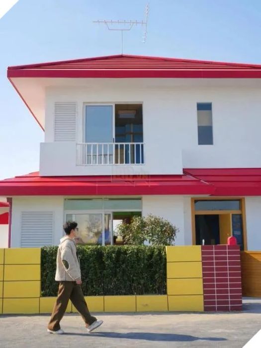 Chàng trai Trung Quốc chi 10 tỷ đồng để xây dựng ngôi nhà của Crayon Shin-chan