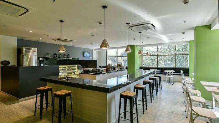 Điều hòa thương mại SkyAir 10, giải pháp làm lạnh hiệu quả cho không gian lớn.