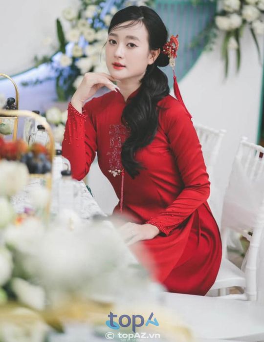 Áo Dài Bảo An là địa chỉ cho thuê áo dài cưới hỏi với mức giá hợp lý tại Hà Tĩnh