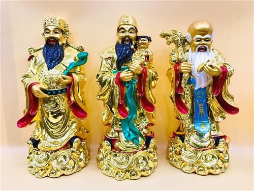 Hãy nạp lại năng lượng cho ba vị thần Phúc, Lộc, Thọ để đón một năm mới thịnh vượng.