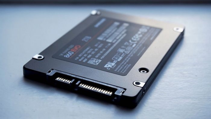 Ổ cứng lưu trữ dữ liệu của máy tính
