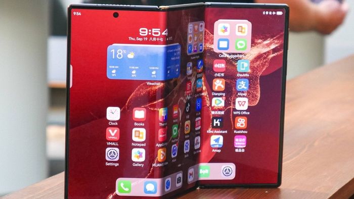 Dự kiến Galaxy Tri-Fold sẽ được công bố vào năm 2026