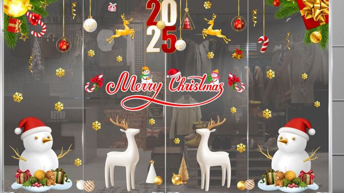 Biến cửa kính thành một không gian lễ hội với ý tưởng trang trí Noel đầy màu sắc