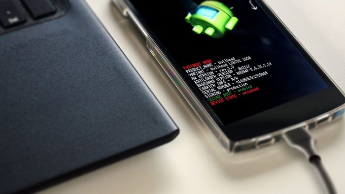 Dùng ADB để khởi động điện thoại Samsung