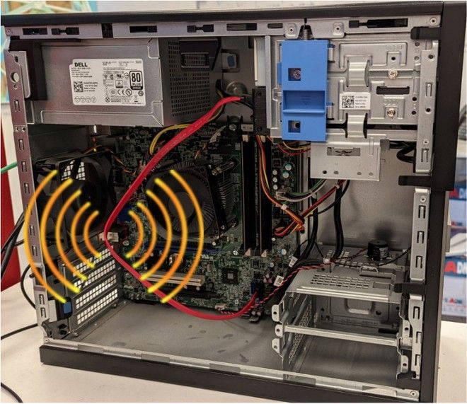 SATAn, tên viết tắt của giao diện SATA, là phương pháp hack sử dụng tín hiệu vô tuyến để xâm nhập vào hệ thống.