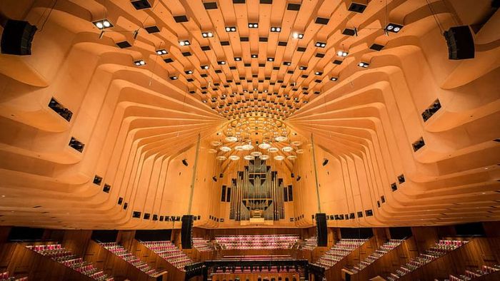 Không gian độc đáo và ấn tượng của Nhà hát Opera Sydney ở Úc