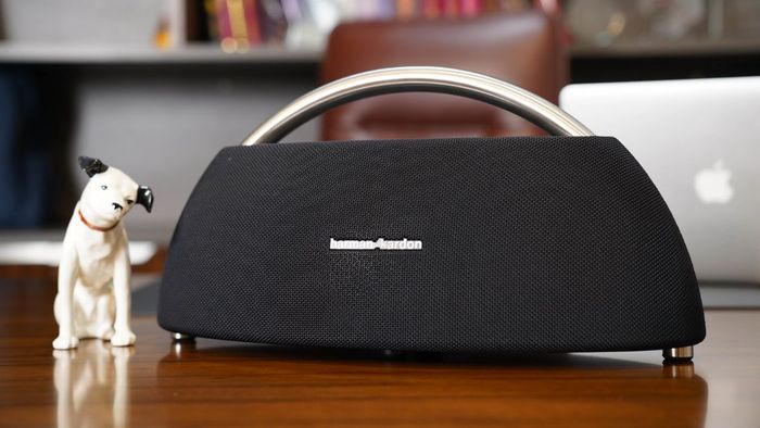 Loa Harman Kardon xuất xứ từ quốc gia nào? Loa Harman Kardon có đáng để sở hữu không?