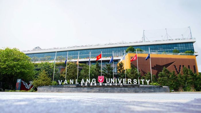 Thông tin cơ bản về Trường Đại học Văn Lang