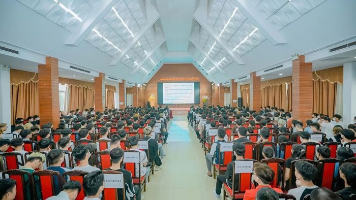 Cơ sở vật chất hiện đại của Đại học Kiến trúc Hà Nội