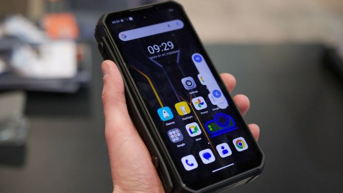 Oukitel đã mang đến nhiều sản phẩm điện thoại hấp dẫn tại CES 2025