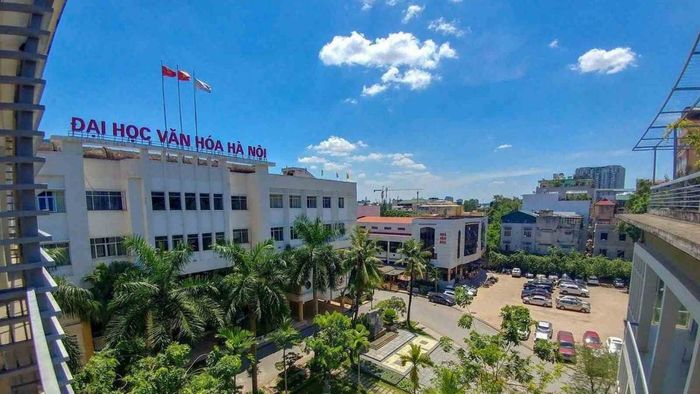 Trường Đại học Văn hóa Hà Nội sở hữu cơ sở vật chất tiên tiến và đầy đủ tiện nghi.
