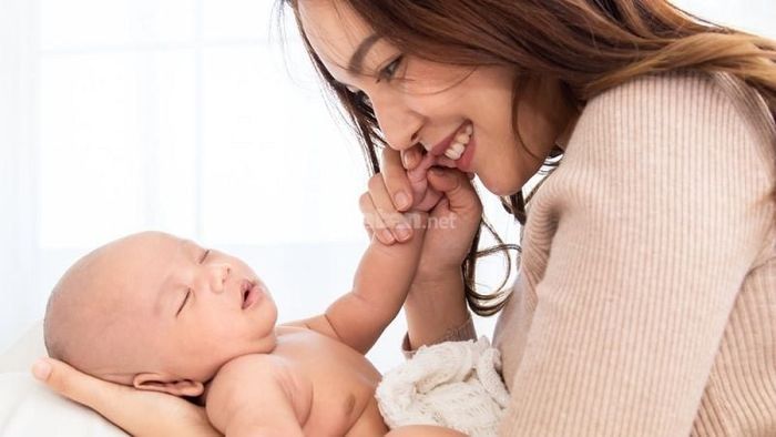 Những em bé sinh giờ Dần thường phải học cách tự lập từ sớm