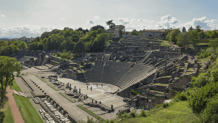 Nhà hát cổ đại Théâtre Antique de Lyon