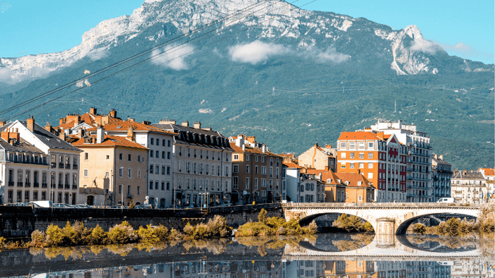 Những khu chợ đặc sắc tại vùng Grenoble