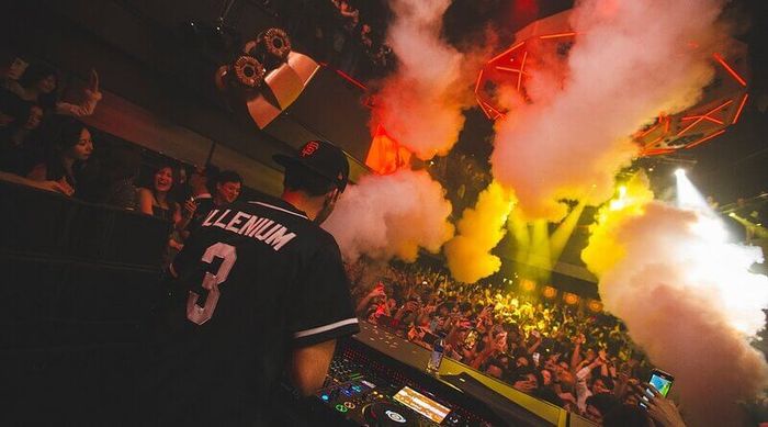 Thư giãn tại Zouk Club ở TREC Kuala Lumpur