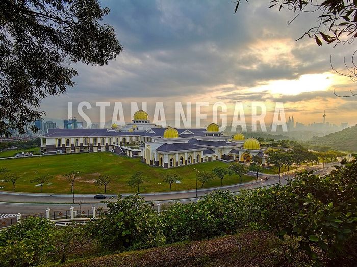 Khám phá hoàng cung Istana Negara tại Malaysia