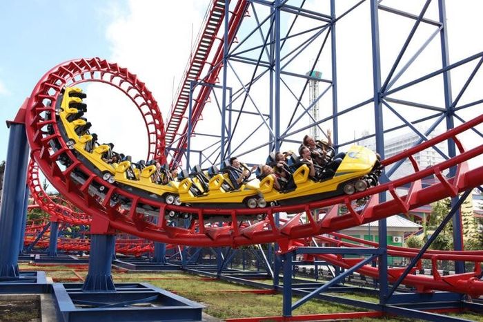 Giải trí tại công viên Theme Park