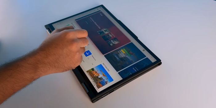 Lenovo ThinkPad X13 2-in-1 Gen 5 - laptop với màn hình có thể gập 360 độ