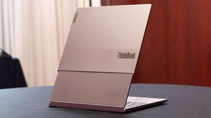 Những hình ảnh rò rỉ của chiếc laptop Lenovo với màn hình gập đã xuất hiện.