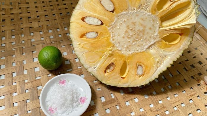 Chuẩn bị nguyên liệu làm món mứt mít sấy khô tại nhà