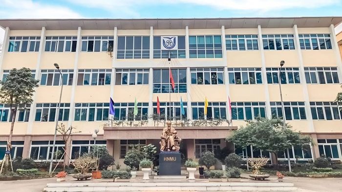 Các trường đại học tại Hà Nội tuyển sinh khối D15