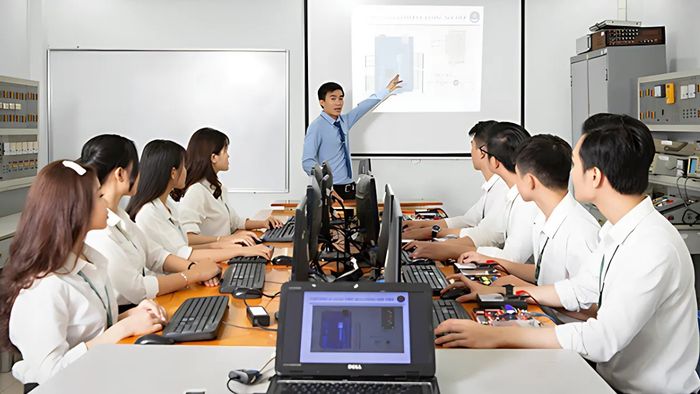 Ngành Công nghệ thông tin (CNTT) cũng là sự lựa chọn của nhiều bạn nữ hiện nay