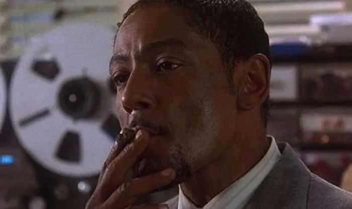 Kẻ Xâm Lược - The Usual Suspects (1995) là một bộ phim nổi tiếng có sự tham gia của Giancarlo Esposito, với những tình tiết lôi cuốn và hấp dẫn.