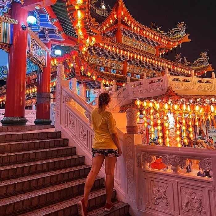 Trải nghiệm các hoạt động văn hóa tại chùa Thiên Hậu.