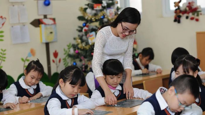 Khối D01 bao gồm những ngành nghề nào?