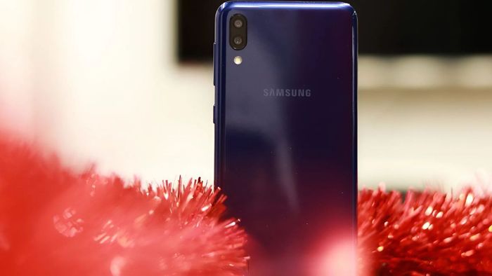 Điện thoại Samsung 2 SIM giá rẻ