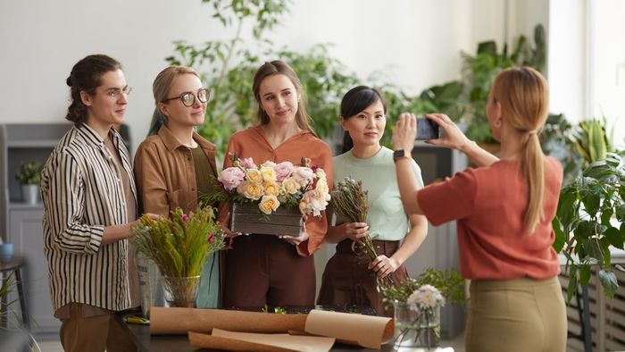 Những lưu ý khi tạo dáng chụp ảnh tập thể