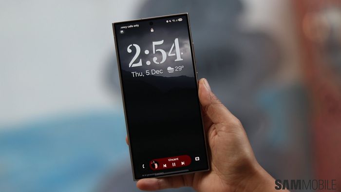 One UI 7 giúp người dùng tùy chỉnh màn hình khóa một cách sâu sắc và linh hoạt hơn bao giờ hết.