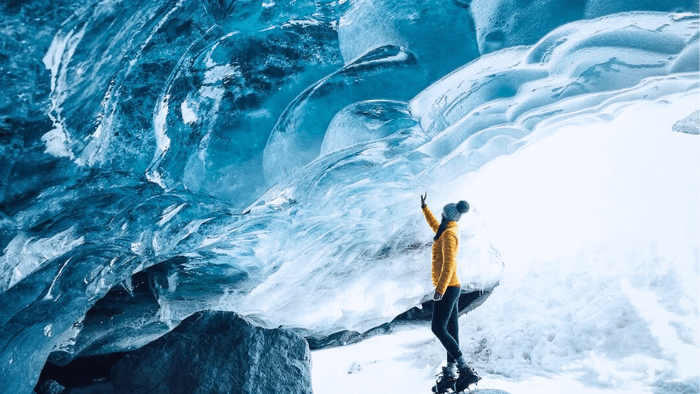 Khám phá vẻ đẹp huyền bí của Hang động băng Glacier
