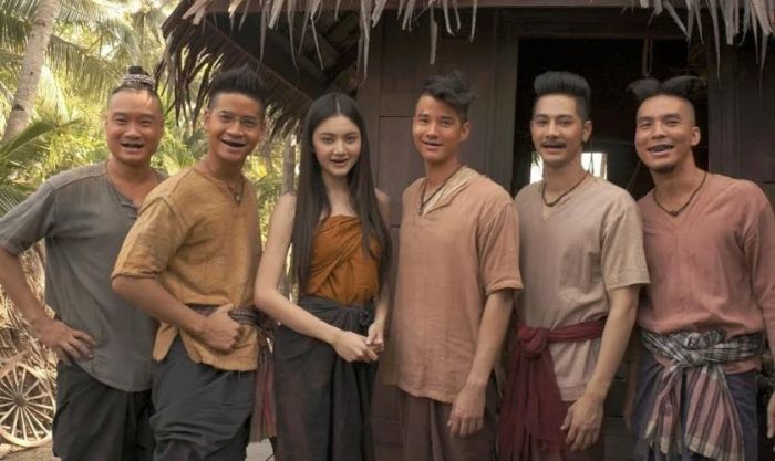 Tình Người Duyên Ma - Một bộ phim ma đặc sắc với sự góp mặt của Davika Hoorne