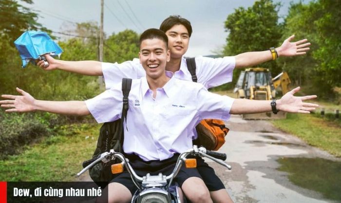 Dew, Đi Cùng Nhau Nhé khai thác một câu chuyện đam mỹ mạnh mẽ, đầy cảm xúc và sự hy sinh.