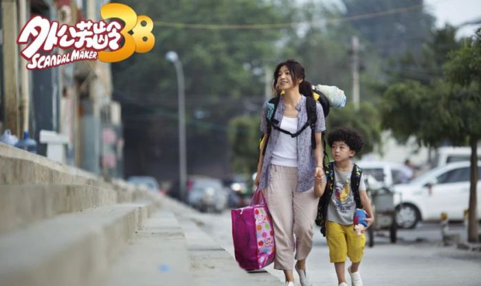 Ông Ngoại Tuổi 38 - Scandal Maker (2016) là một trong những bộ phim và chương trình truyền hình có sự góp mặt của Trần Nghiên Hy