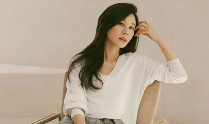 Kim Ha-Neul đã tham gia nhiều bộ phim và chương trình truyền hình gây được sự chú ý lớn từ khán giả.