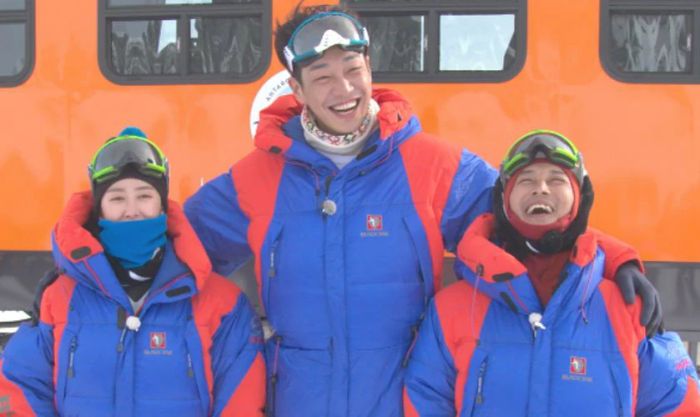 Law Of The Jungle In Antarctica (2017) là một chương trình truyền hình nổi tiếng mà Kim Young-Kwang đã tham gia.