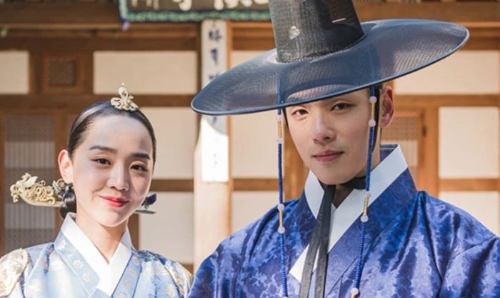 Phim xuyên không hài hước không thể bỏ qua