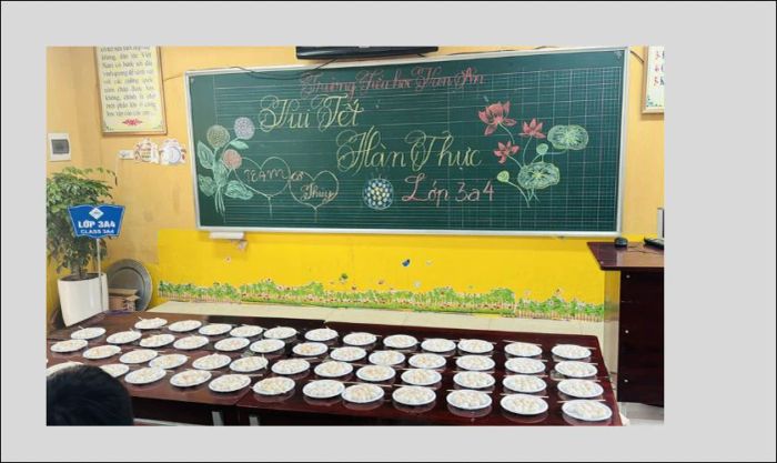 Trang trí bảng Tết Hàn Thực theo chủ đề ẩm thực, giúp không gian thêm phần hấp dẫn và gợi nhớ về những món ăn truyền thống.