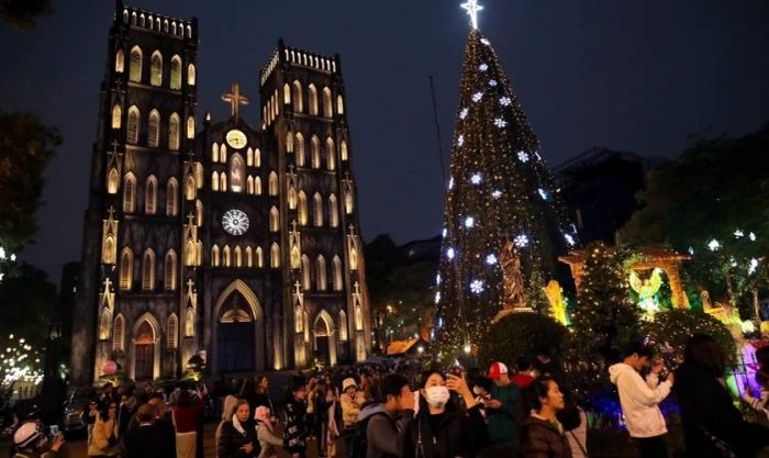 Khám phá các địa điểm trang trí Giáng Sinh