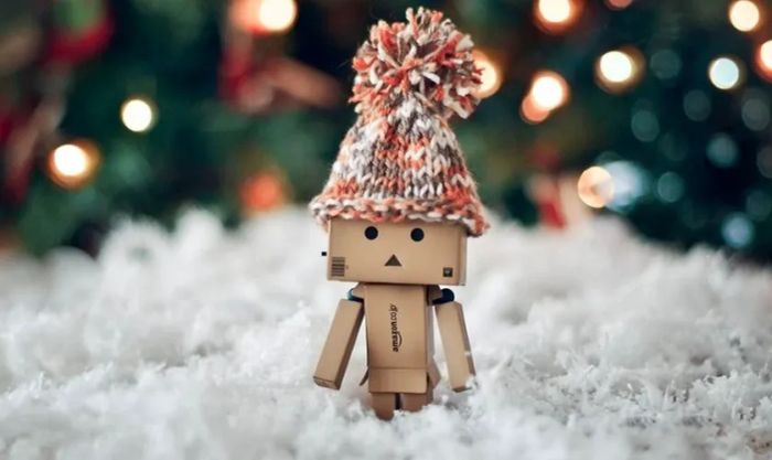 Những hình ảnh Giáng sinh buồn phản ánh tâm trạng trĩu nặng của những người đang trải qua cảm giác cô đơn giữa không khí lễ hội