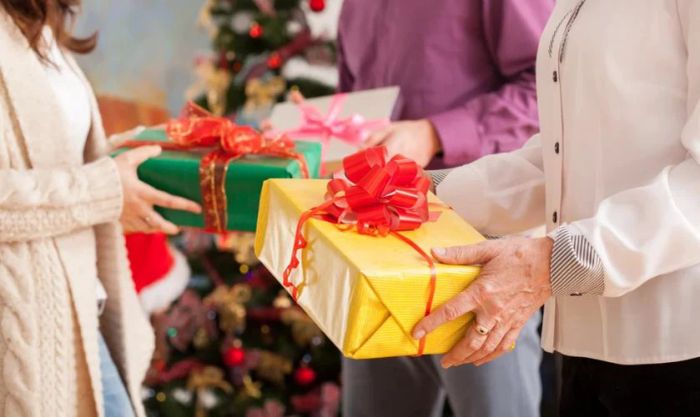 Mẹo hay để chọn quà Noel cho học sinh tiểu học