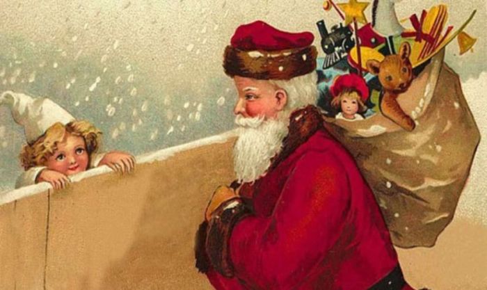 Từ đó, mỗi năm vào ngày Giáng Sinh, thánh Nicholas luôn tặng quà cho trẻ em.