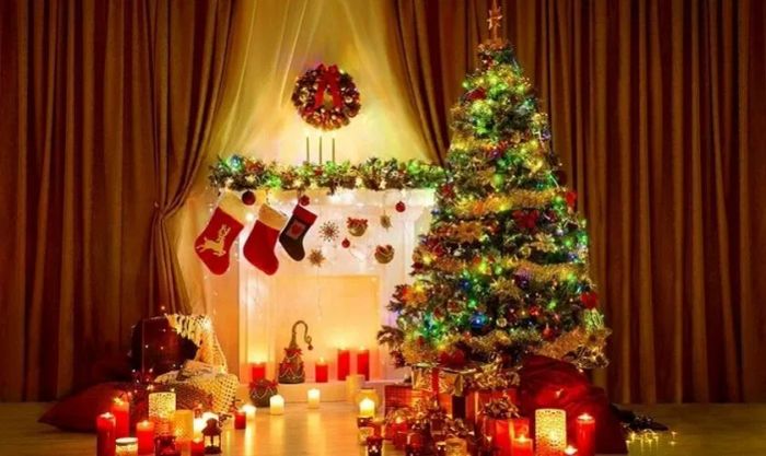 Hình ảnh cây thông Noel đẹp lung linh sắc màu