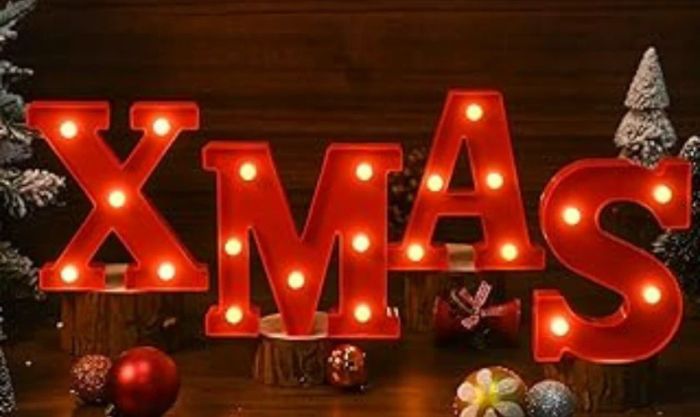 Mẫu trang trí chữ Merry Christmas vừa đẹp mắt vừa sáng tạo