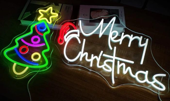 Mẫu đèn LED trang trí chữ Merry Christmas