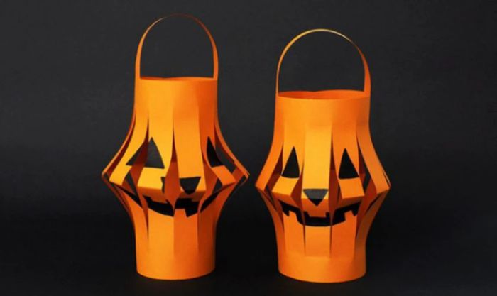 Thành phẩm chiếc lồng đèn quả bí ngô Halloween